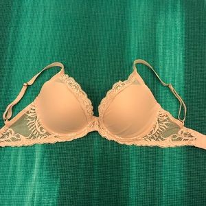 Natori Feathers Contour Bra 30DDD